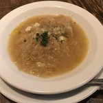 ビストロ・スリージェ - オニオンスープ