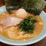 寿々喜家 - ラーメン、海苔増し、煮玉子