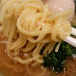 寿々喜家 - 麺　絶妙の食感♬