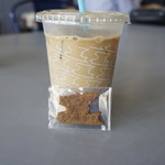 ツバメコーヒー - ドリンクには、ツバメのクッキー付き