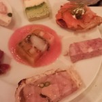 オ・タン・ペルデュ - 前菜盛り合わせ
