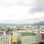 モリタ屋 - 窓から見える景色