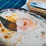 ぐらたん屋 ＦＬＡＴ - プリップリのエビが5尾！