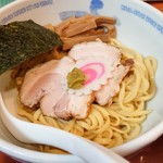 たけちゃんにぼしらーめん - つけ麺の麺