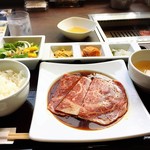 Yakiniku No Meimon Tendan - 