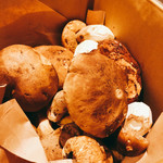 エノテカラウラ - 