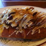 オールドニューダイナー - ブッ太いソーセージのホットドッグ