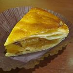 クイーンズベーカリー - アップルパイ￥１５０
