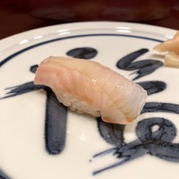 銀座 鮨 かねさか 本店 - たいの昆布締め
