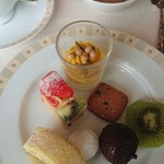 インペリアルバイキング サール - ランチ