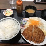 田子作 - トンカツ定食（640円）_2018年10月