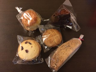 Arinko Kashiten - スコーン 180円、ガトーショコラ 280円、クランベリーサブレ 220円、ガレット、ビスコッティ