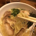 鶏の穴 - 