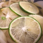 ふる里うどん  - こんなの探して考えるアイデアがすごい