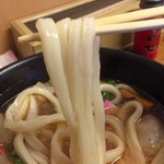 ふる里うどん  - アツアツ焦りながら食べるのは香川の伝統しっぽくうどん（美味しいよ〜）