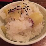 わかたろう - サツマイモの炊き込みご飯♪