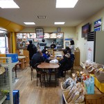 旭岳ロープウェイ 山麓駅売店 - 店内