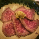 大衆居酒屋　末廣屋 - 牛肉たたき