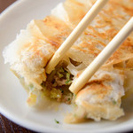 Our specialty fried Gyoza / Dumpling: 320 yen (excluding tax)