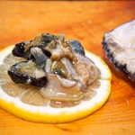 庄ちゃん寿司 - アワビ（肝）
