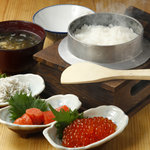 Sakana Ichi Baryou - ≪特別栽培米使用≫ご注文後に釜炊きしてお出しする銀シャリとお供の“しらす・いくら・辛子明太子”