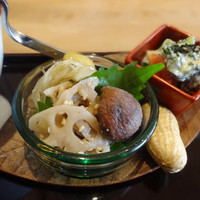 お料理 とみやま - おまかせ御膳：色々盛り合わせ