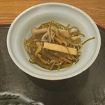 Shunsai Komame - 小鉢①切り昆布の煮物。
