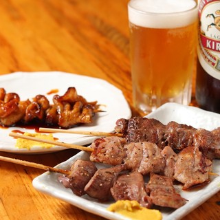 【新鮮もつ＆希少部位の串焼き】やきとん！やきとり！