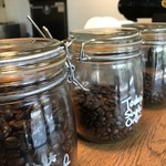 ホルト コーヒーアンドトリーツ - シングルオリジンのコーヒーは、「大山寺コーヒー」の焙煎（２０１８．１０．１５）