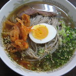 「六盛」　冷麺