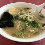 東和ラーメン - ラーメンは390円