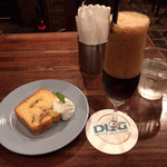 DUG - アイスエスプレッソとリンゴのパウンドケーキ