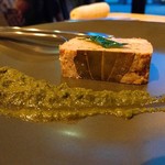 Spice&Dining KALA - 見事なパテ♪めっちゃスパイシーですよ。
      カレーリーフが可愛いわー♡