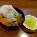 手打ちらーめんはやぶさ - 【2018.10.15(月)】(B)半チャーシュー丼セット300円