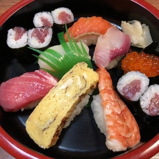 口コミ一覧 : とみふじ - 河口湖/寿司 [食べログ]