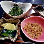 Kamameshi Uomasa - 「焼き魚定食ランチ（サンマ）」の副菜