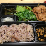 八百屋カフェ - バター醤油チキン 大600円