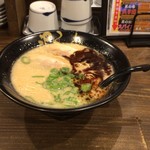 ろくの家 - 六黒ラーメン