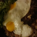 Kaka'ako Kitchen - ロコモコ　偏ってますが味は良い