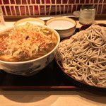 味奈登庵 - これがカレー南蛮そばの完成形