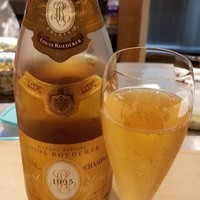 馳走 啐啄一十  - お酒①ルイ・ロデレール・クリスタル・1995年
                  シャルドネ40%、ピノ・ ノワール60%