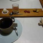 レミニセンス - 茶菓子：雪見大福、プリン、ゼリー、カントリーマーム