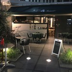 BISTRO QUATRE - 