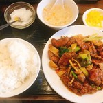 中国飯店楽宴 - 牛肉のオイスターソース炒め定食