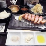 とんかつ小ばやし - 「東京Ⅹ（Ⅼサイズ２６０ｇ）定食」（３，９９０円込）（２０１８年１０月）