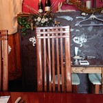 生パスタ専門店 レヴァーロ - 二階個室内観