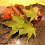 丸新 - 金目鯛と鰤の腹須の炭火焼