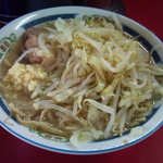 ラーメン二郎 目黒店 - 小ラーメン/麺堅め・油少なめ/ニンニク