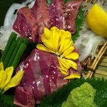 魚と旬菜と日本酒　炙りのどまん中 - 白レバ刺し