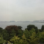 英一番館 - 窓際席からの眺め